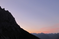 image004