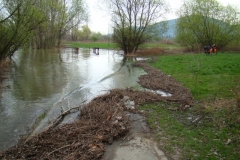 image047